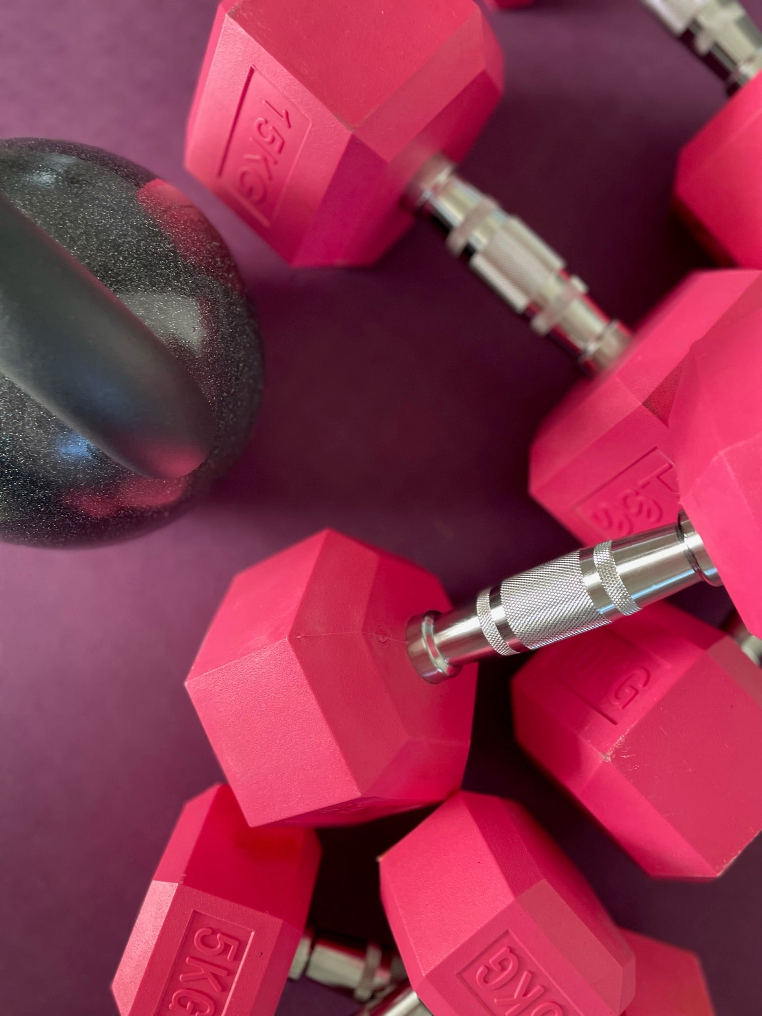 Pink dumbbells outlet